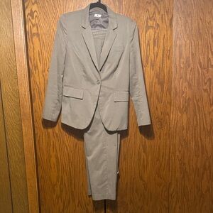 Worthington Classic Brown Women's Pantsuit